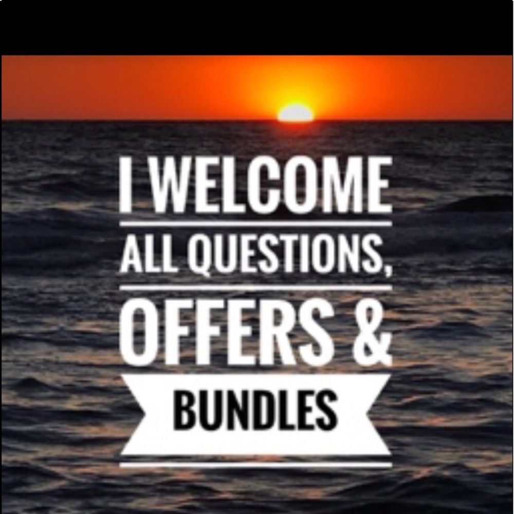 🌻5/35🌻 TOMS | Classic White With Black Print Slip On Slides - Picture 8 of 8